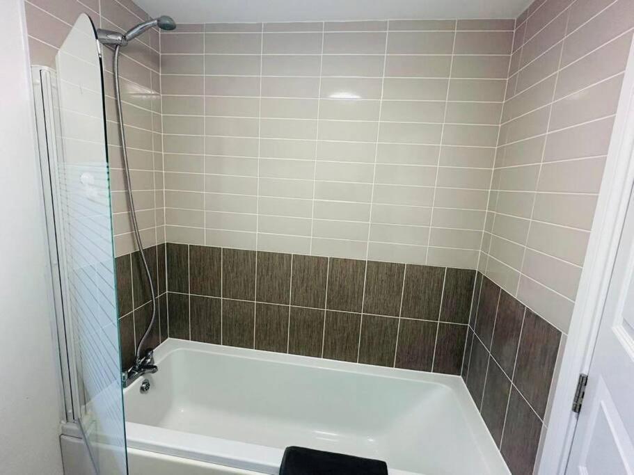 웨이크필드 Balne Mill Grove 빌라 외부 사진